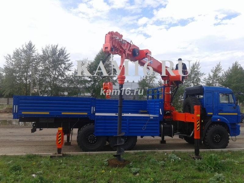 КАМАЗ 43118 с манипулятором Kanglim 2056 с буровой навеской