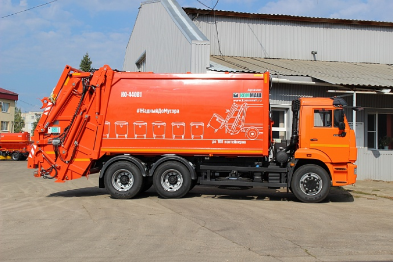 КО-440В1 Мусоровоз
